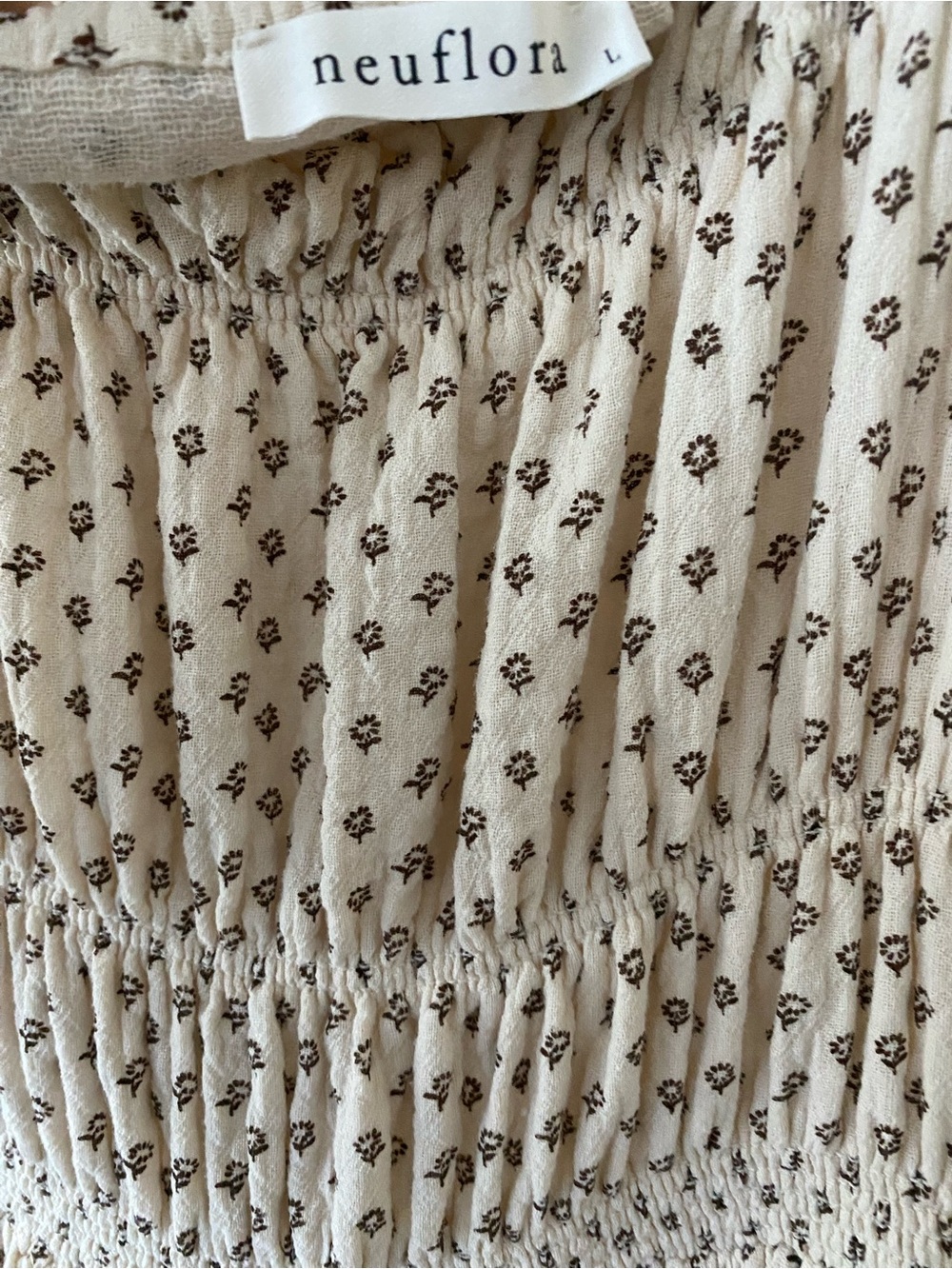 Neuflora Smocked Midi Dress with Puff Sleeves - Picture 3 of 8